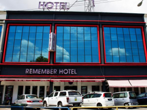 Отель Remember Hotel Batu Pahat  Batu Pahat